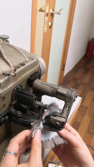 Продается скорняжная машина STROBEl производство Герман?