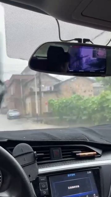 Очень быстрые дворники 🙂