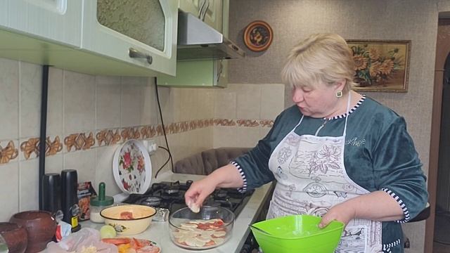 КАРТОШКА ПО ФРАНЦУЗСКИ С МЯСОМ В ДУХОВКЕ. ПОСОЛ СЕЛЕДК