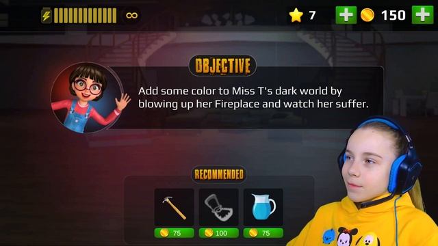 Family Play TV -  ЛЫСАЯ Учительница Мисс Ти! Scary Teacher 3D