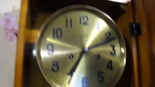 Часы настенные ОЧЗ  с получасовым боем СССР  3 кв. 1958 г.