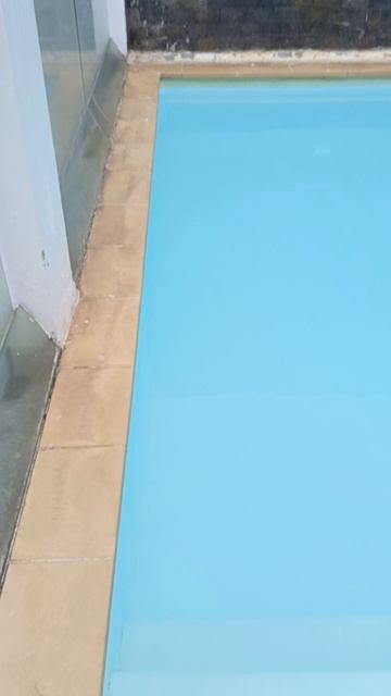 Edele 3***, бассейн