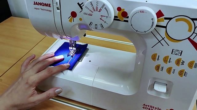 Janome ArtStyle 4045.  Начало шитья