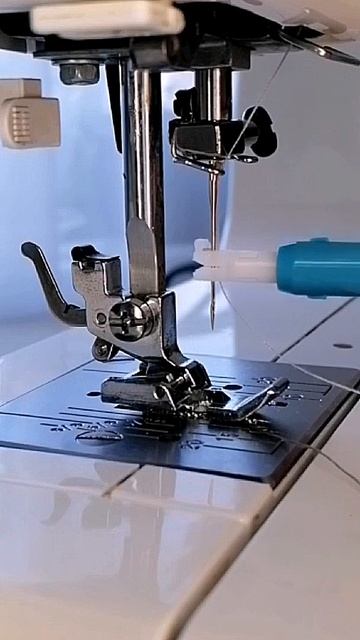 Странный подарок. Нитковдеватель