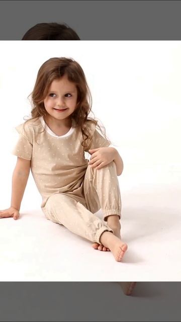 317436185 800651 (online-video-cutter.com)