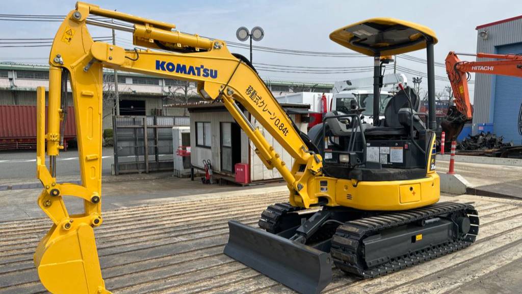 Японский экскаватор KOMATSU PC30MR-5 под заказ. 2018 год, 1017 моточасов. Тел. 8-914-792-77-71