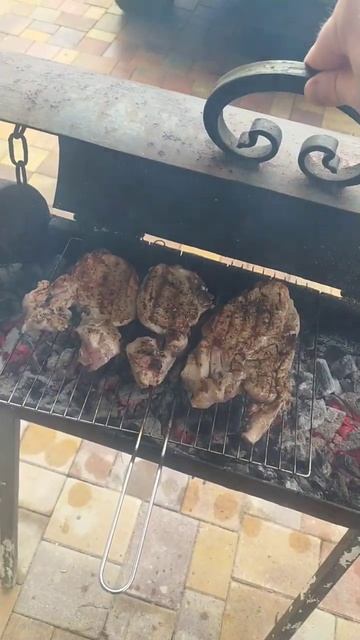 Бомбезное мясо на гриле #дядяваня #еда #готовим #шашлык