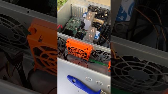 Чистка кулеров Двух процессоров #computer #пк #pc #sergoplay #gpu #re