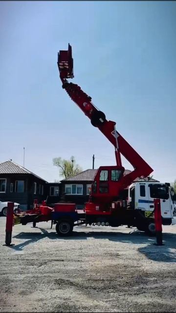 Сегодня забрали с таможни отличную вышку HANSIN HS-4070 на шасси HYUNDAI HD-120💥+7 (908) 440-04-20