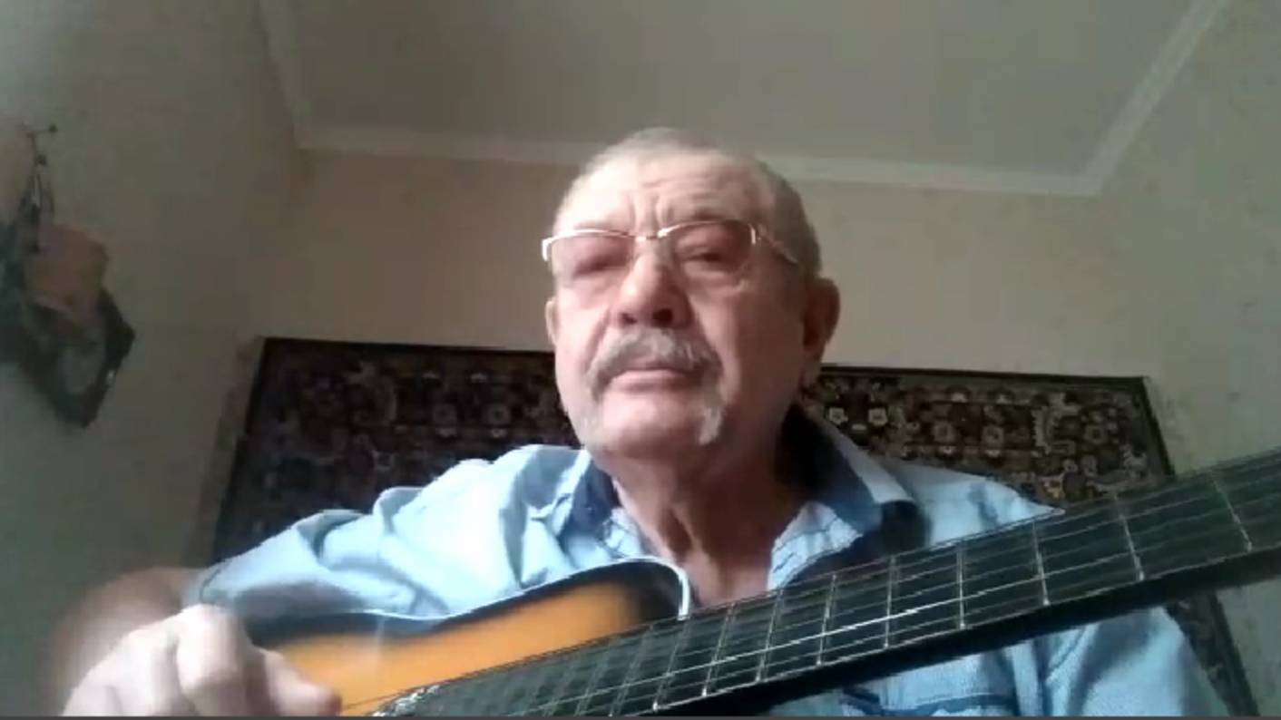 Песня под гитару "КАК ХОЧЕТСЯ ОПЯТЬ ВО ВЧЕРА".