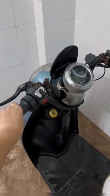 Для тех, кто любит сильно газовать. #юмор #приколы #прикол #shortvideo #жиза#мотоцикл#мопед#гонки