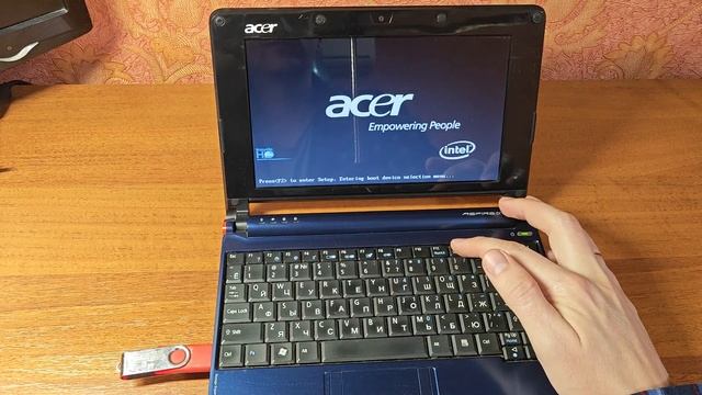 Воскрешение старого нетбука. Устанавливаю Windows 7 на ко?