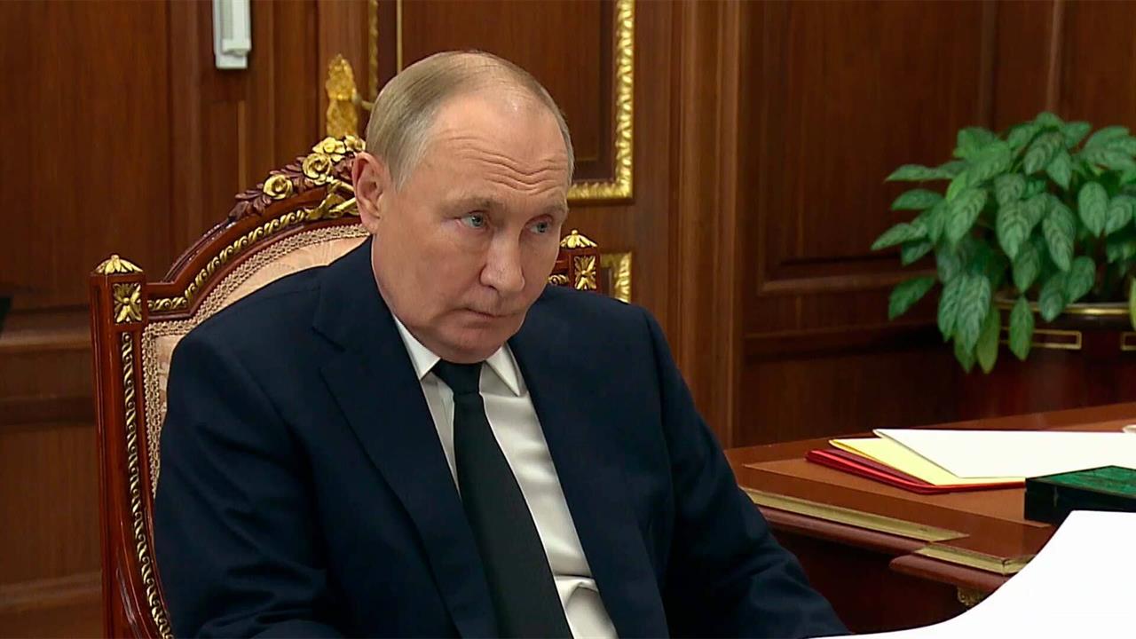 Об успехах и проблемах Ивановской области Владимир Путин говорил с губернатором региона