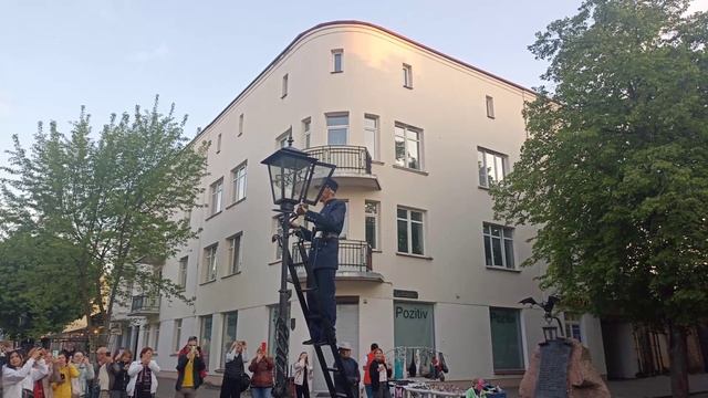 Фонарщик в Бресте