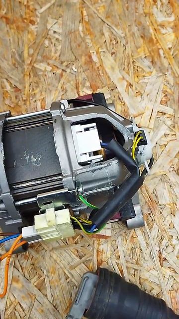 Мотор стиральных машин Beko Arcelik 2806860500