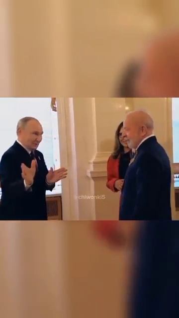 А цветы в цвет флага Бразилии, очень круто!