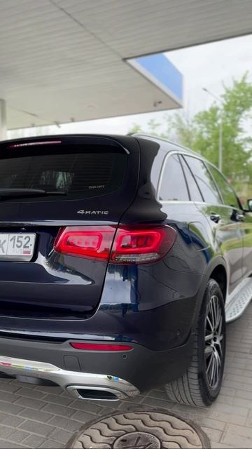 Mercedes-Benz GLC-300 4-matic