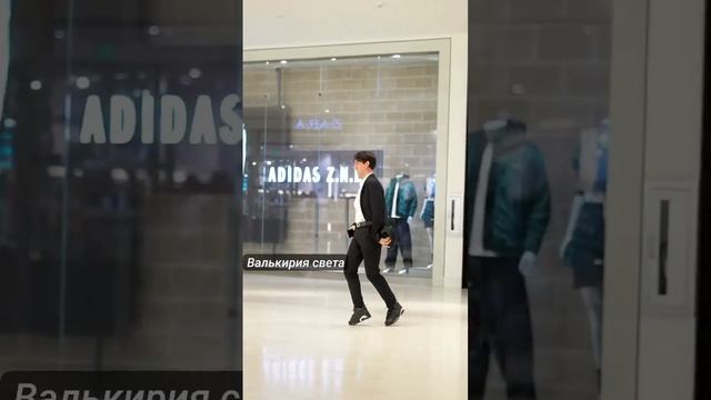 VID_20250512_000243_598.mp4