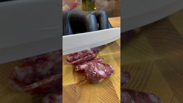 Сыровяленая колбаса #вяленоемясо #закуска #колбаса #до