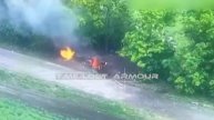 Мощный взрыв после попадания по пункту управления БПЛА хряковояк на красноармейском направлении.