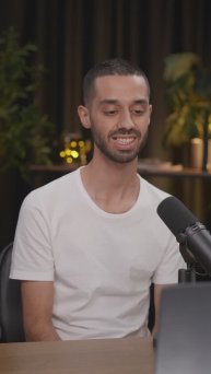 Гонятся За Чем-то не Нужно...
Будь Счастливым прямо Сейчас!