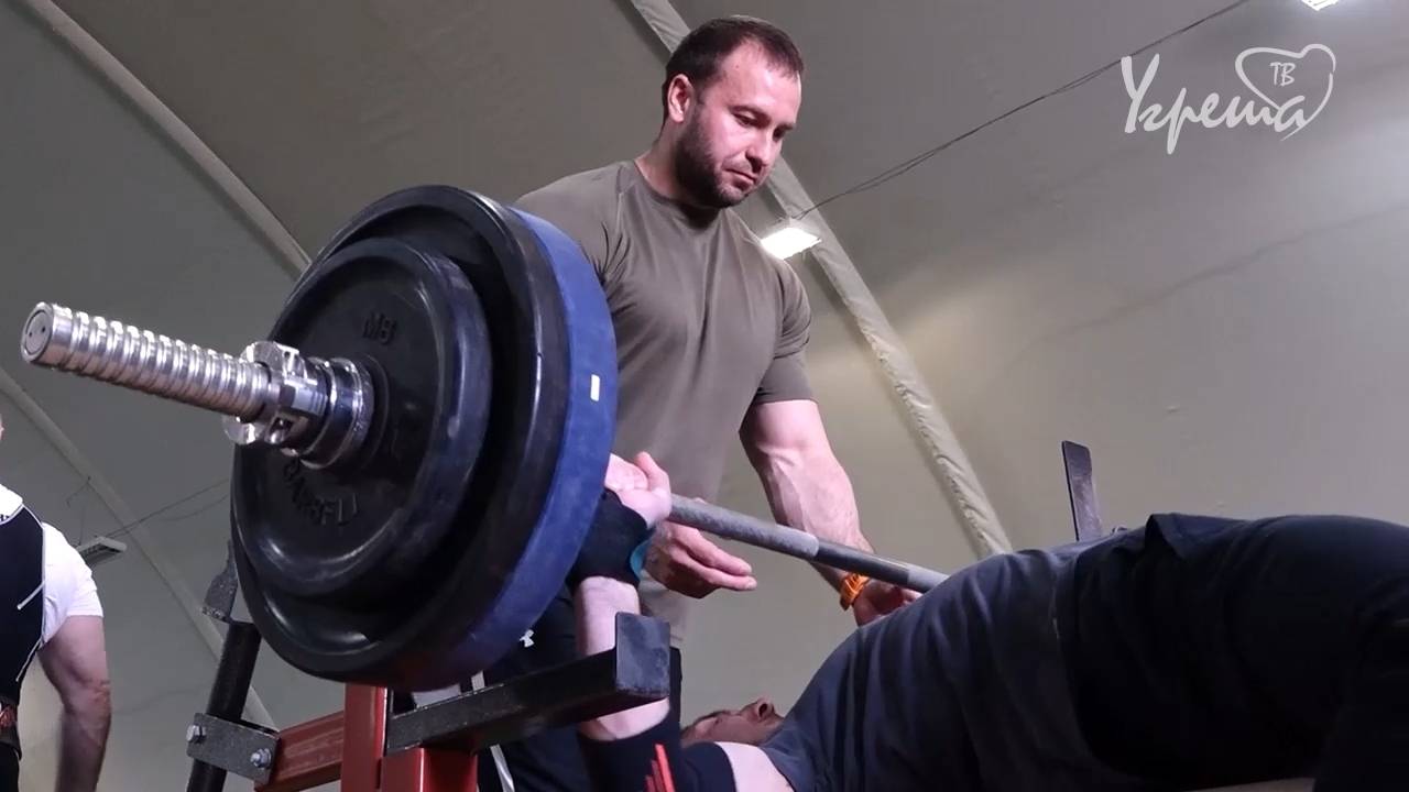 Первые в Дзержинском соревнования по пауэрлифтингу