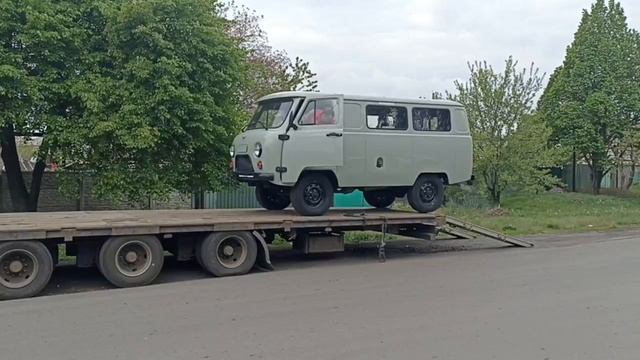 Из Красноярска в ЛНР отправили автомобили и спецтехнику