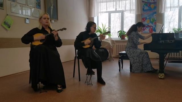 А. Цыганков: "Под гармошку".
Казанцева Екатерина - Катаева Дарья.