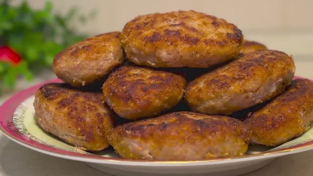 Как приготовить вкусные домашние КОТЛЕТЫ из свиного фарша🔥🔥 Нежные и сочные🔥🔥