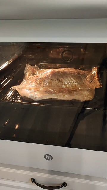 Готовим мясо к Новому Году в духовке. Красивое зрелище