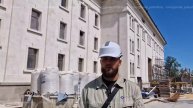 Строители из Петербурга продолжают восстанавливать Драмтеатр в Мариуполе