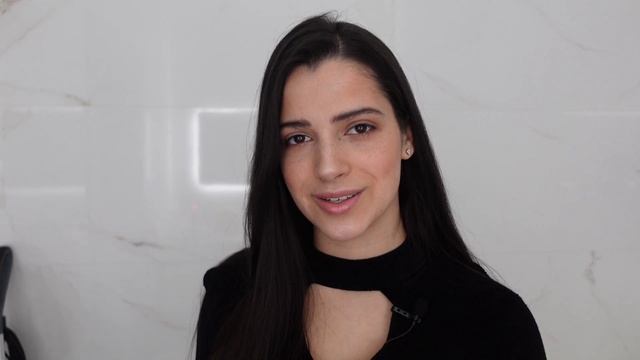 Візитівка Юлія Безкоровайна