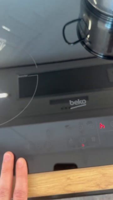 Как разблокировать индукционную плиту Beko ?