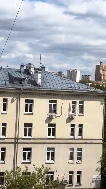 Так совпало)