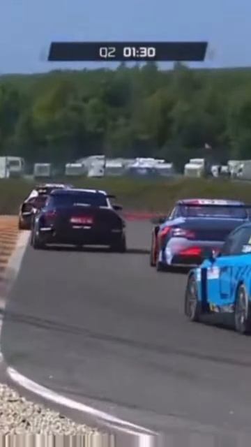 Drama during qualifying as Coronel and Azcona make contact! 💥#TCRWorldTour