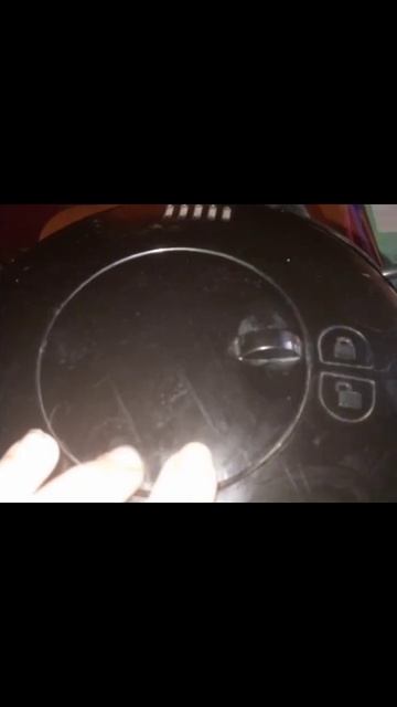 продаю чайник на Юле за 9т пишите все вопросы коммента?