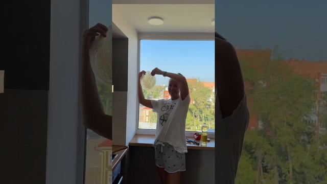 Блины из чайника ( в гостях у дочери)