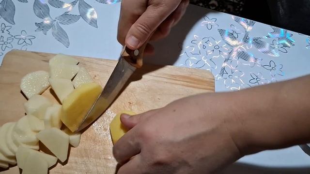 Зажарка картошки с тестом