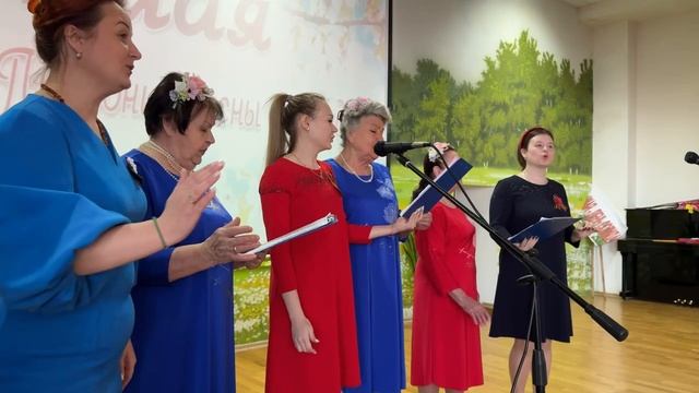 Праздник Весны и Труда!