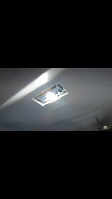 #Indesit #холодильник #моргаетподсветка #ремонтхолодильн?