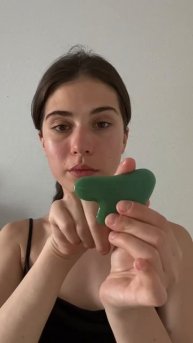 ЛУЧШИЙ Массаж лица скребком Гуаша