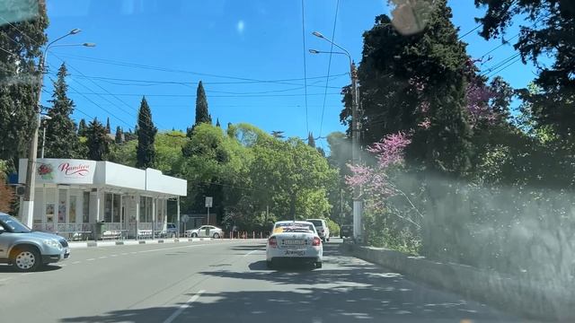 Ялта. От школы 2 по Красноармейской, Маршака, Кирова, Садовой на Московскую ул. 03.05.25.Крым.Crimea