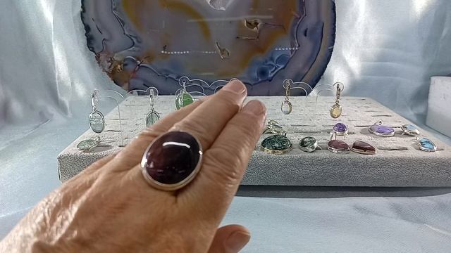 Украшения ручной работы из разных минералов.+79233985264