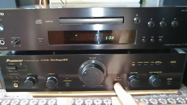 Pioneer A-209R  Видео работы к моему объявлению на сайте Авито