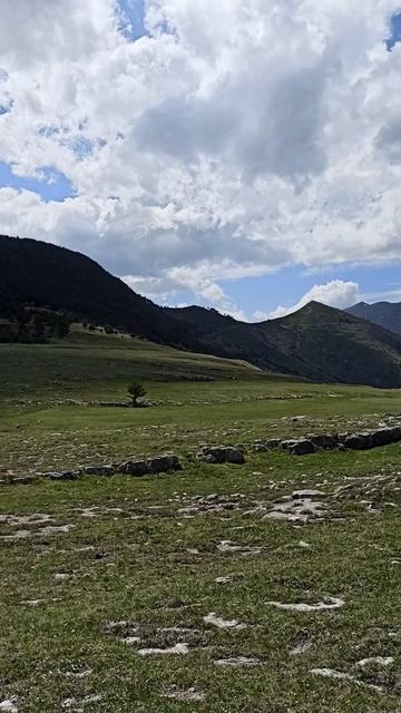 ЛЕДНИКИ КАВКАСКОГО ХРЕБТА