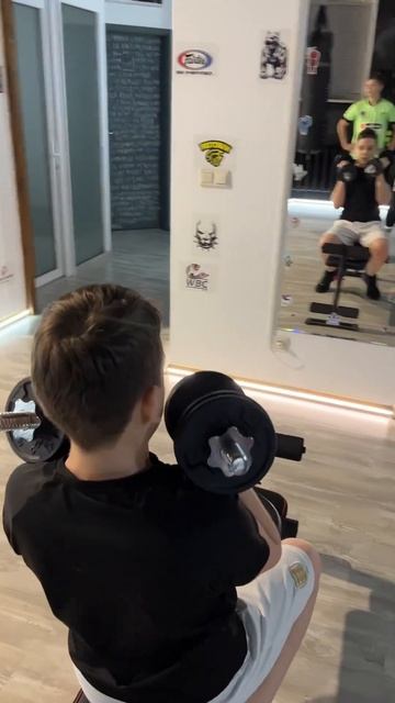 Гантели на плечи