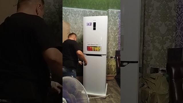 Распаковка — Холодильник с морозильником ATLANT ХМ 4623-109-