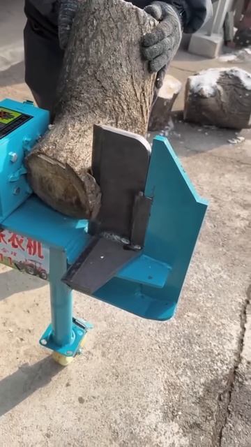 Easy way to cut wood #shorts