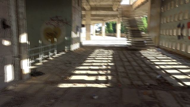 1000703869.ts
