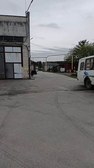 Понедельник. Праздники закончились.